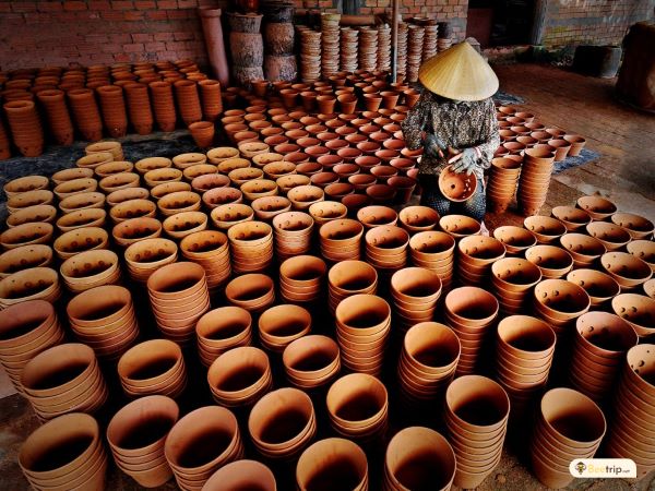 A Walk to Vietnamese Traditional Handcraft Villages